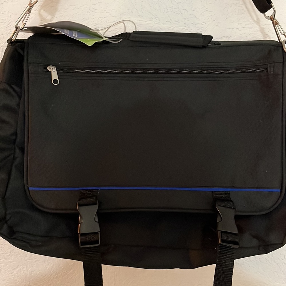 Black Laptop Carrying Case by Office Depot NWT